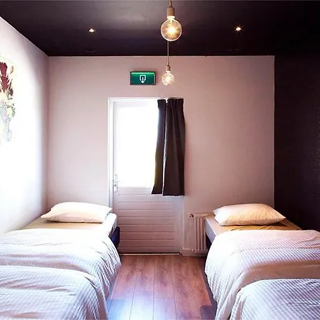 Su Hostel Nieuw-Vennep